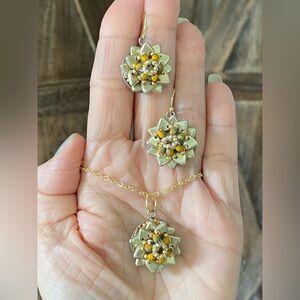 Handmade Gold Flower Sunflower Czech Glass Bead Necklace & Earrings Set